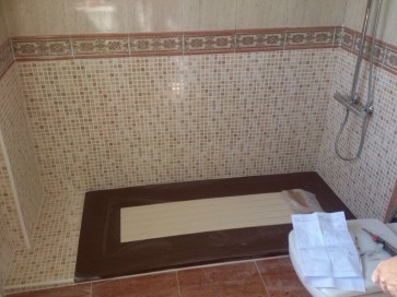 Sustituir la bañera por plato ducha antideslizante Salamanca