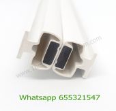 Goma magnética para puerta de mampara T8